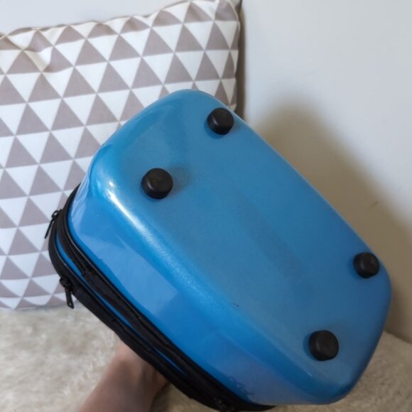 Heys Hardshell Travel Toiletry Cosmetic Jewelry Carrying Case - Picture 8 of 9